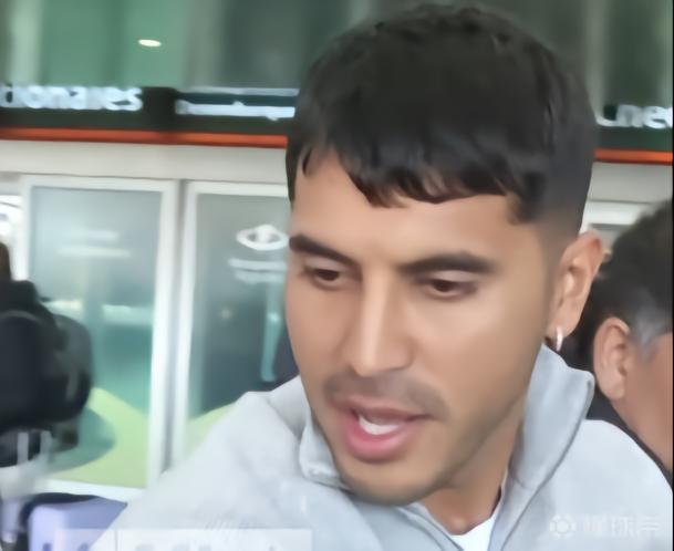 �徲����������������������� U16����vsԽ��U16 9��27��14:00