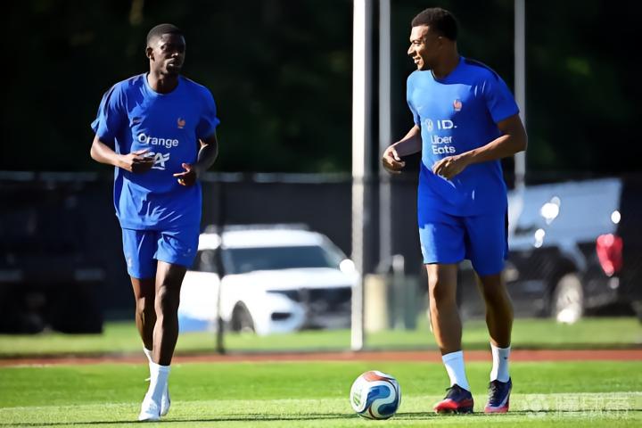 ͼƬ������ȷ��᳦��������������˸�U17�������ص���λ��������